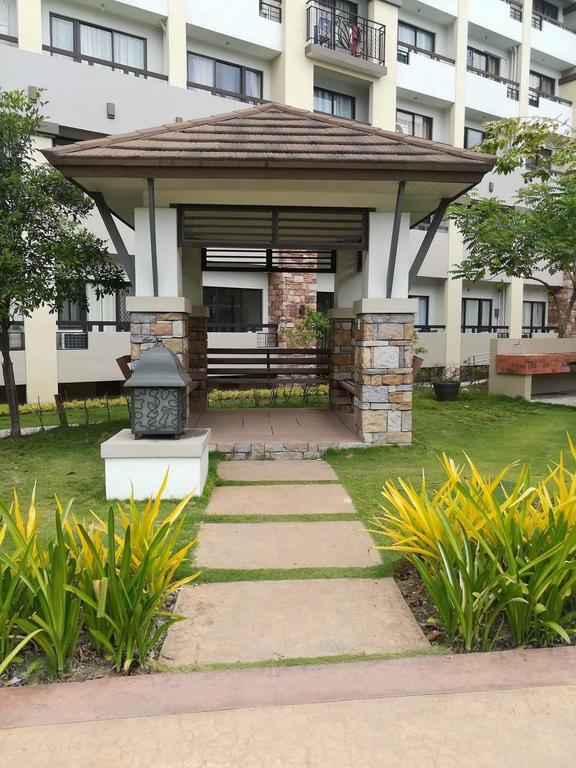Apartelle D' Oasis Davao City Eksteriør billede